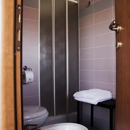 Lo Scacciapensieri Country house *